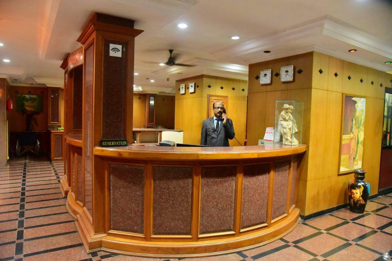 Hotel Kairali Towers Palakkad Exterior photo