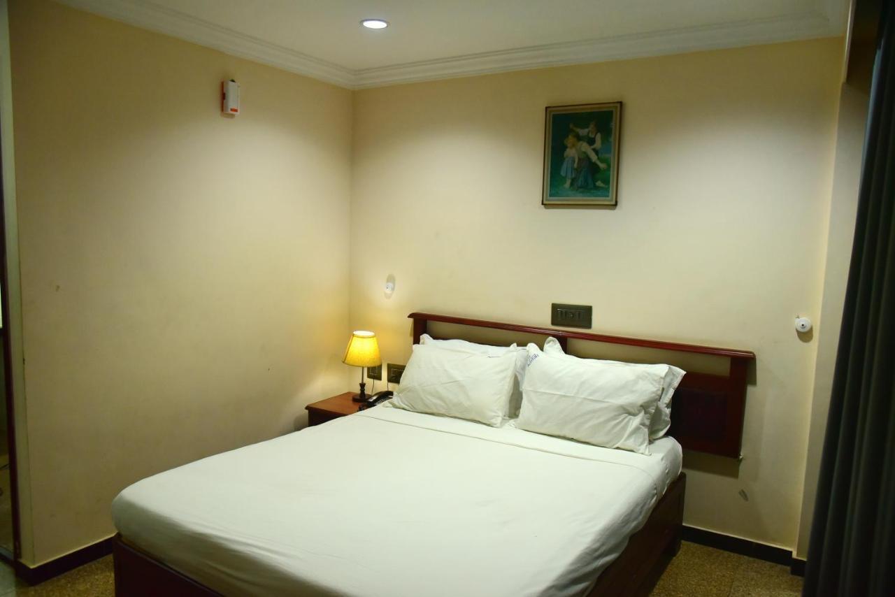 Hotel Kairali Towers Palakkad Exterior photo